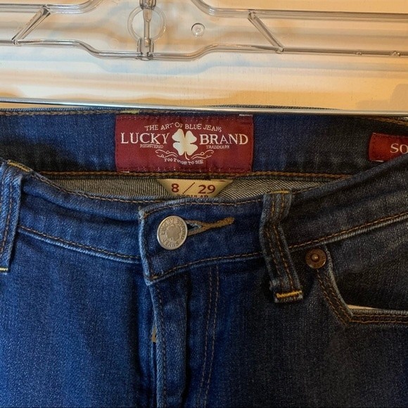 Sofia Boot Cut Lucky Brand Jeans. Size 29 or Size 8. Dark Wash. - Picture 4 of 6